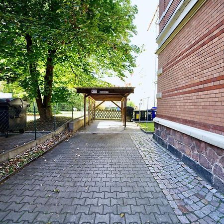 צוויקאו Edler Wohnraum Noble Stadtoase Mit Boxspringbett, Kaffeevollautomat & Parkplatz מראה חיצוני תמונה