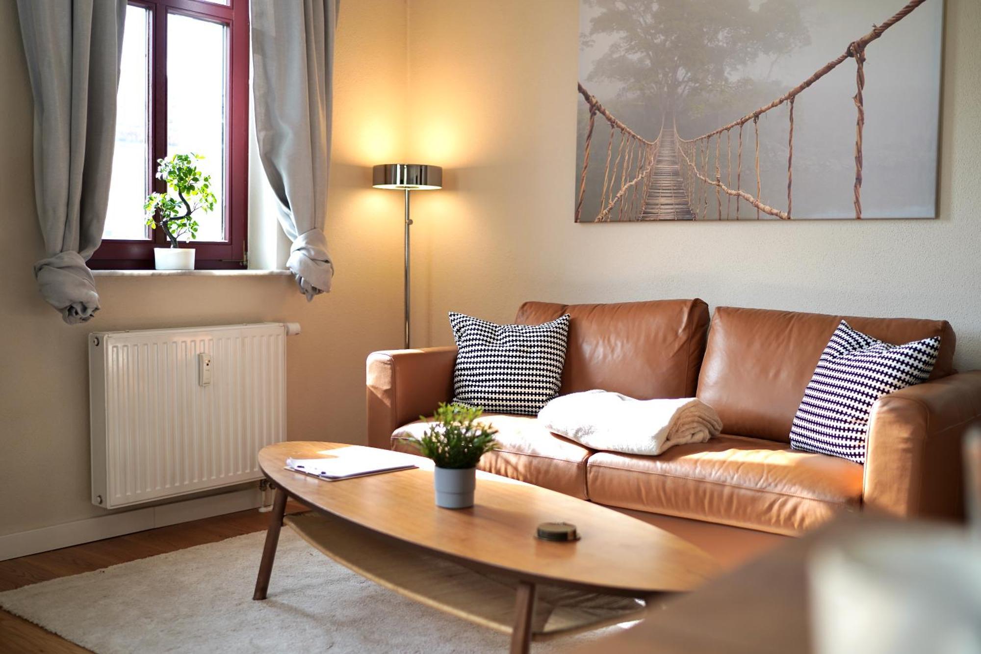 צוויקאו Edler Wohnraum Noble Stadtoase Mit Boxspringbett, Kaffeevollautomat & Parkplatz מראה חיצוני תמונה